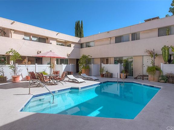 2nd image of 5144 Zelzah Ave APT 14