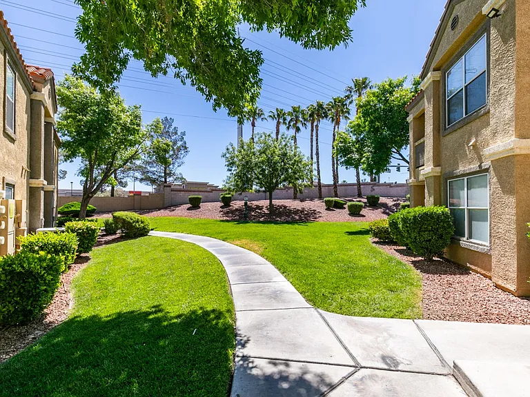 2300 Silverado Ranch Blvd #1016 — Photo 4