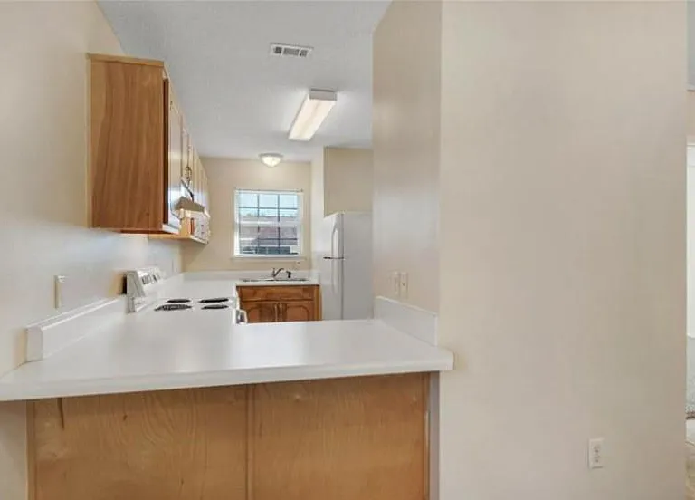 537 N 20th St #3 — Photo 9