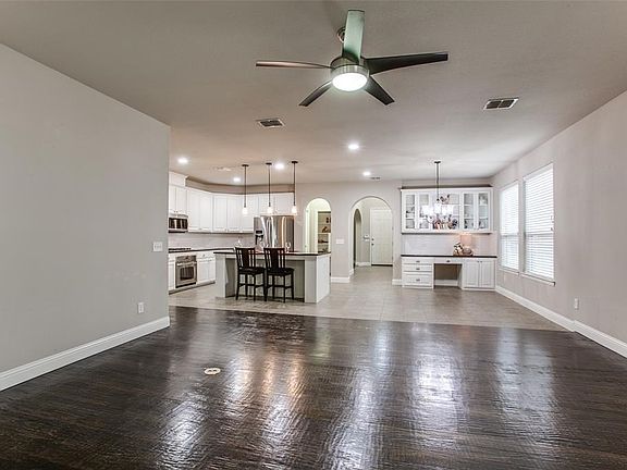 4th image of 7724 Harvest Hill Ln