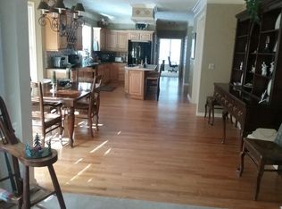 2635 Broadmore Ln #M, Westlake, OH 44145