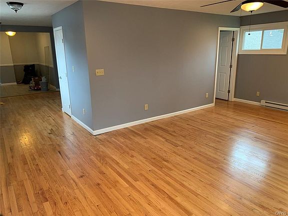 5th image of 419 Northrup Dr