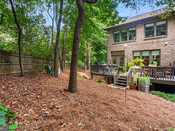 5th image of 2602 Long Pointe