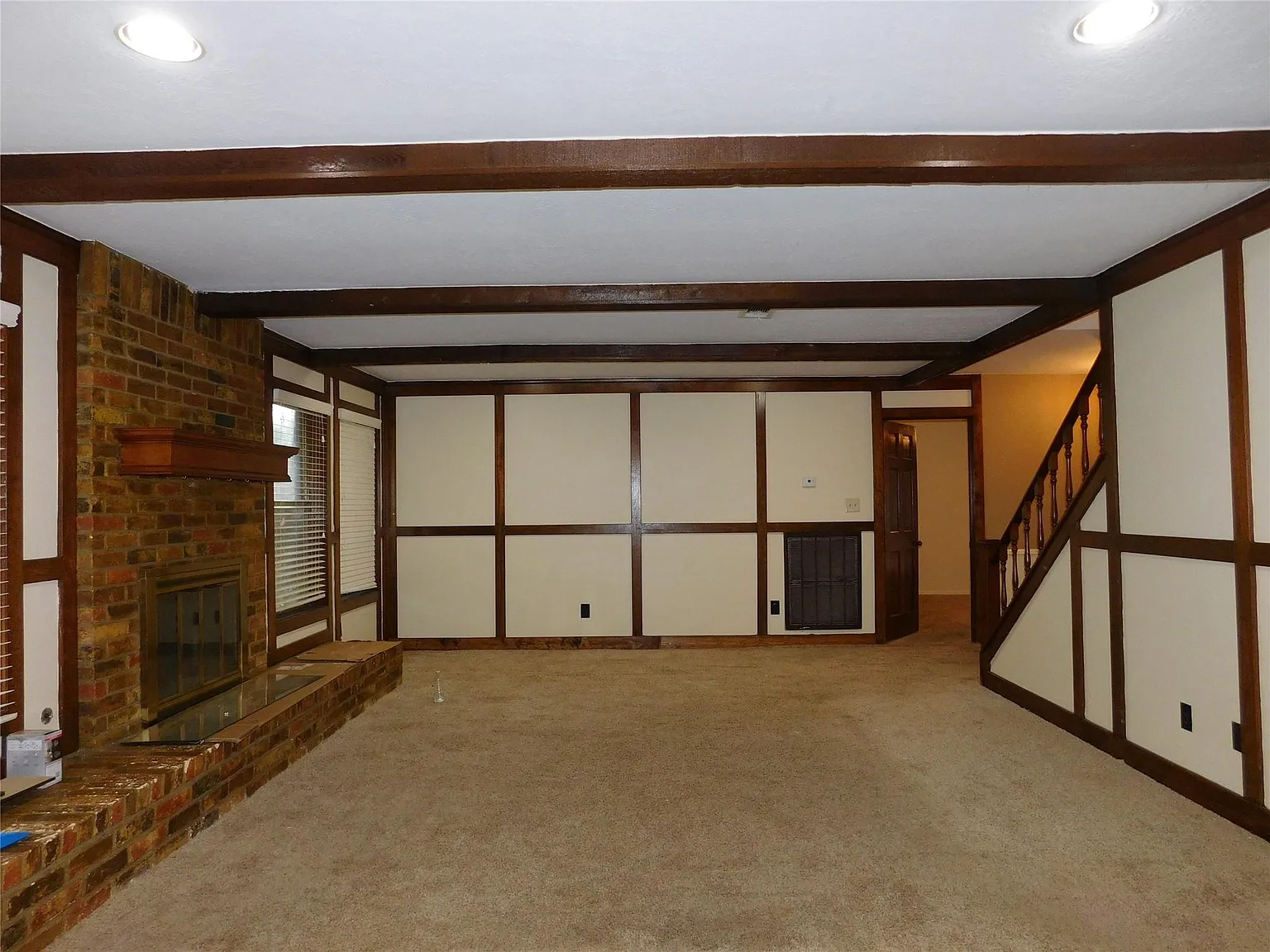 3 bed, 2.5 bath, 2192 sqft, $2,195 — Photo 4