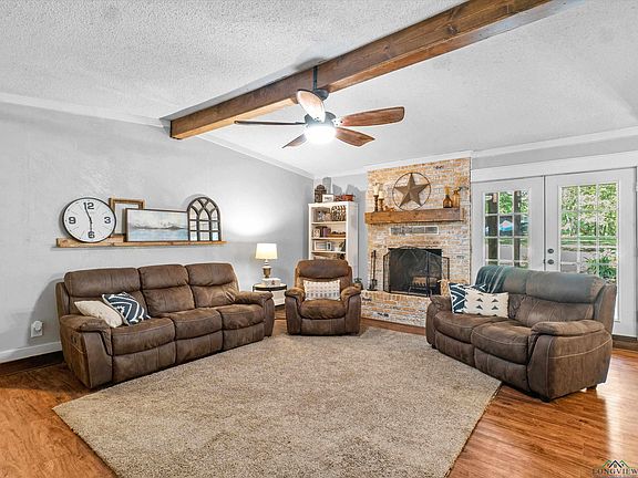 3rd image of 4106 Lakeshore Dr