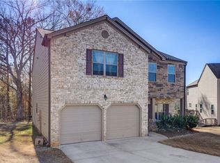 341 Lamont Ln, Hampton, GA 30228