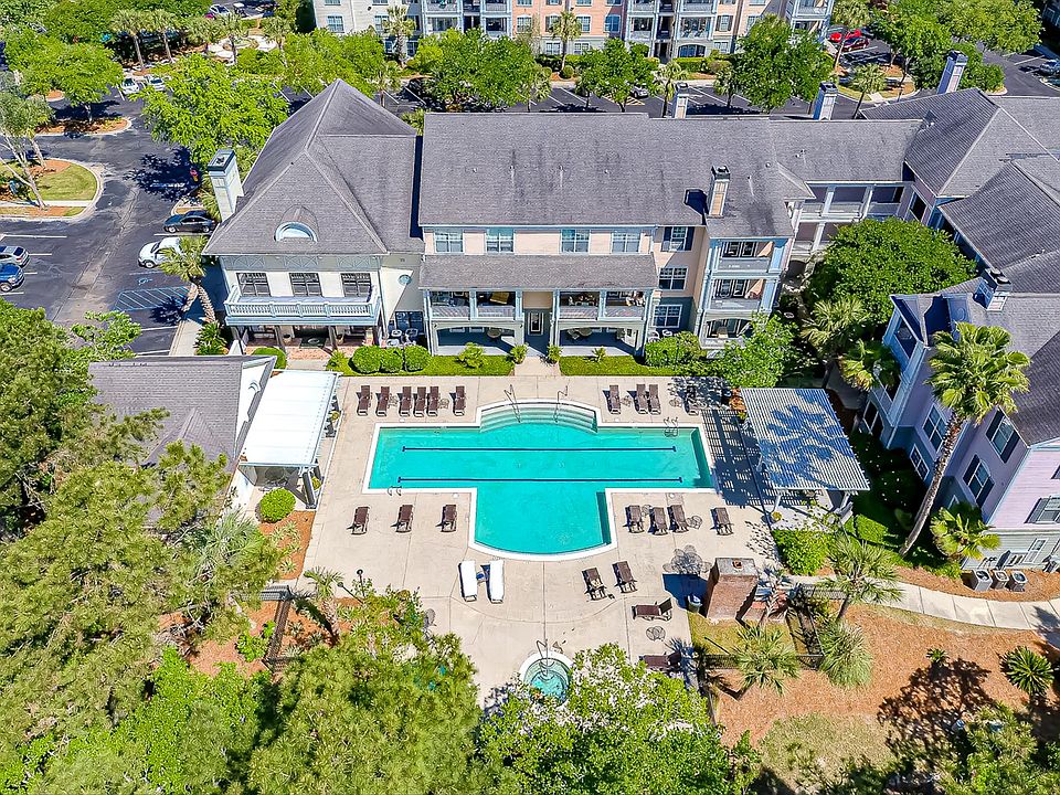 1st image of 130 River Landing Dr Unit 9215