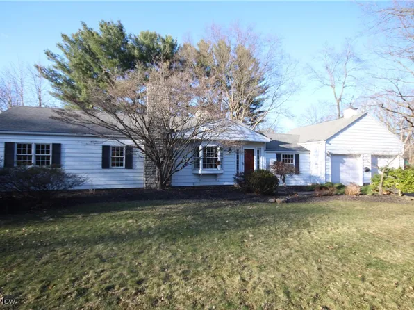 975 Eaton Ave, Akron, OH 44303