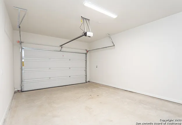 13902 Enzo Gate #102 — Photo 10