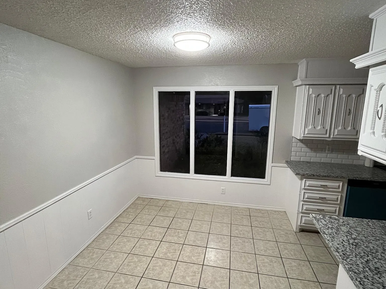 4 bed, 2120 sqft, $2,400 — Photo 4