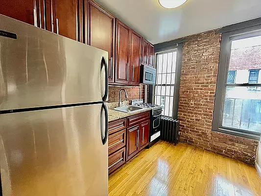 Rented by R New York | media 73