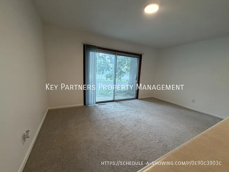 6524 W 51st St — Photo 8
