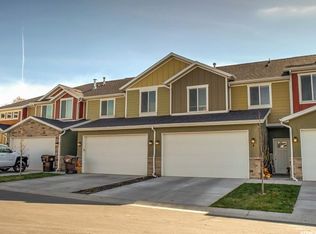 2015 Carson Ave UNIT 4, West Haven, UT 84401