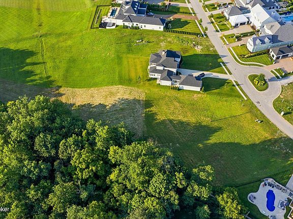 3rd image of 8212 Sutherland Farm Rd