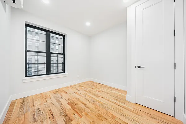 Rented by Blue Sky Management NY Inc | media 3