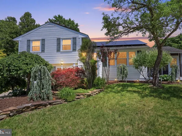 26 Century Way, Hamilton, NJ 08690
