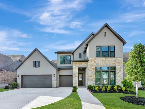 11907 Greenwood Dr, Mont Belvieu, TX 77523