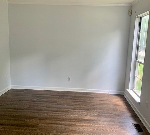 5th image of 4129 Fox Brush Dr