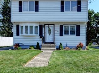 33 S Valley Rd, Lincoln Park, NJ 07035