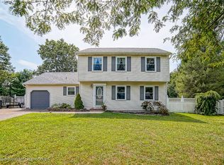 1064 Irving Pl, Toms River, NJ 08755
