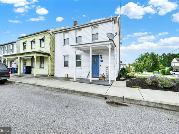 29 N York St, Etters, PA 17319