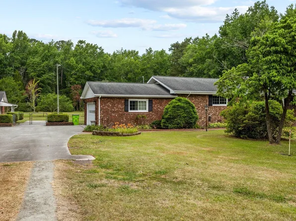 2315 Hwy 17, New Bern, NC 28560