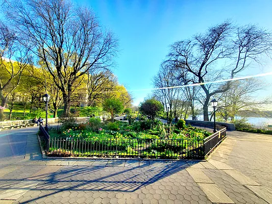 Rented by Rachel Realty | media 26