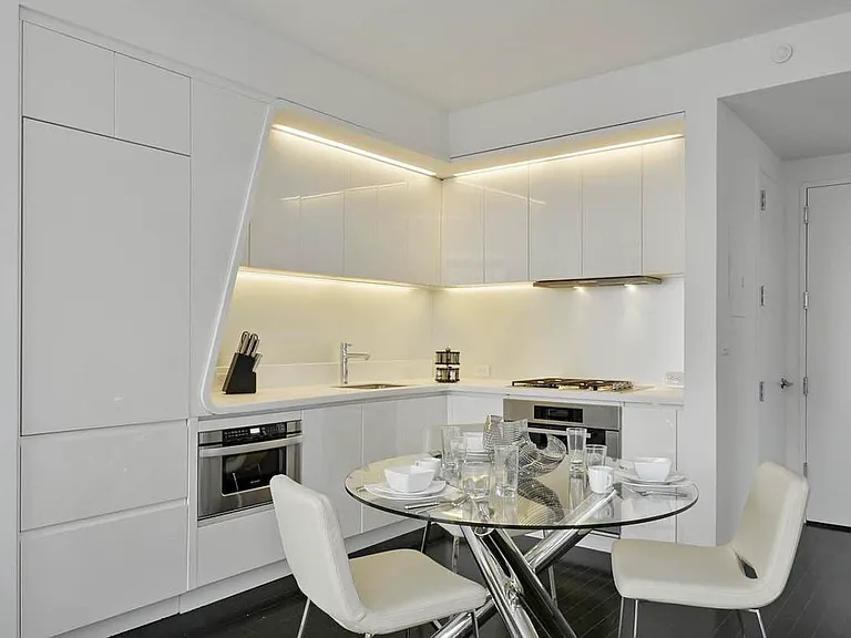 123 Washington St #53F — Photo 3