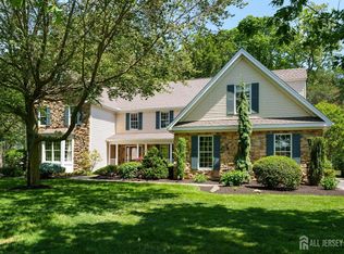 3 Wheatsheaf Ct, Plainsboro, NJ 08536