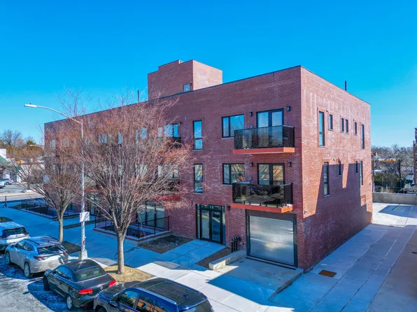 165-20 Sanford Avenue image 3 of 50