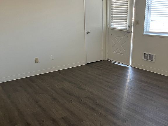 4th image of 7902 146th St SW APT 3