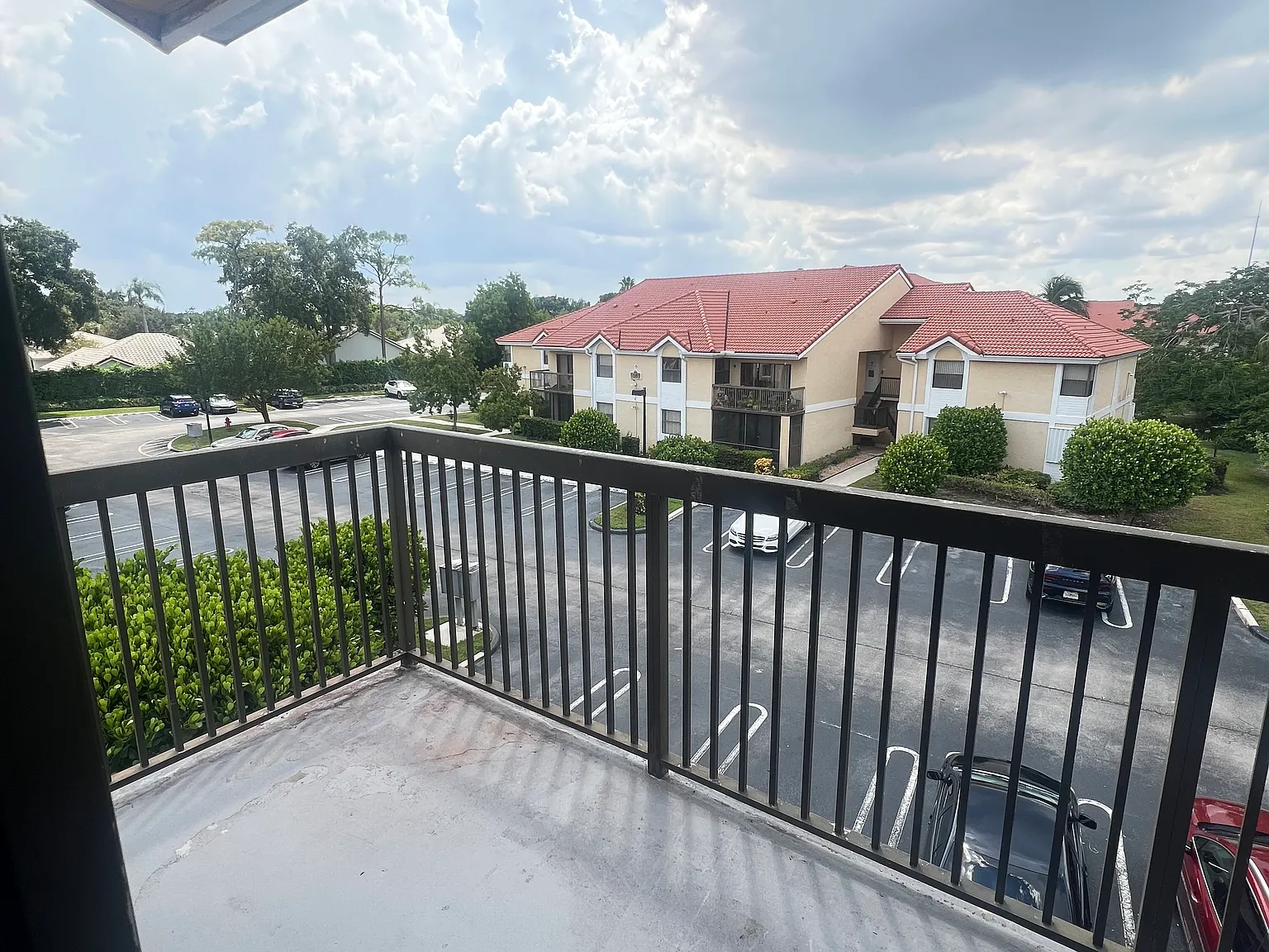 1 bed, 784 sqft, $1,700 — Photo 3