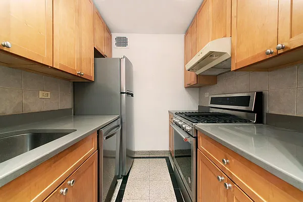 Rented by Charles H. Greenthal | media 8