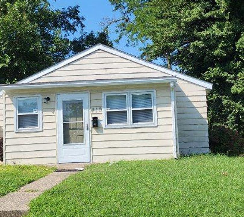 1st image of 410 Morehouse Dr