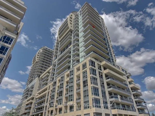 9205 Yonge St #419, Richmond Hill, ON L4C 1V5