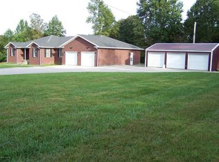 3228 Rabbit Run Rd, Vine Grove, KY 40175