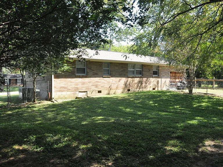 171 Lakeside Park Dr — Photo 19