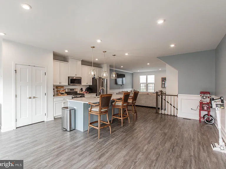 18105 Red Cedar Rd — Photo 5