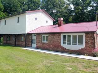 5538 Sand Hill Rd, Poland, IN 47868