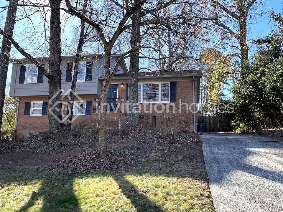 1st image of 929 Eaglewood Ave