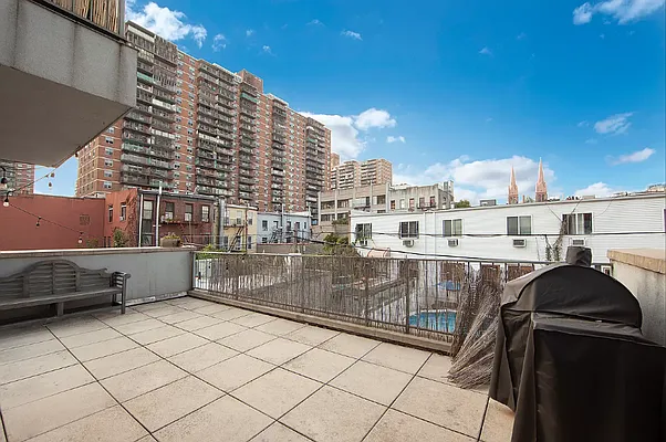 Rented by Compass | media 14