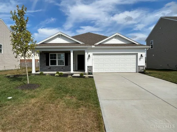 412 E Oak Ave, Trenton, OH 45067