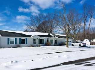 2902 Timber Dr, Lansing, MI 48917