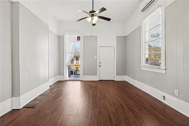 2 bed, 1.0 bath, 945 sqft, $1,300 — Photo 4