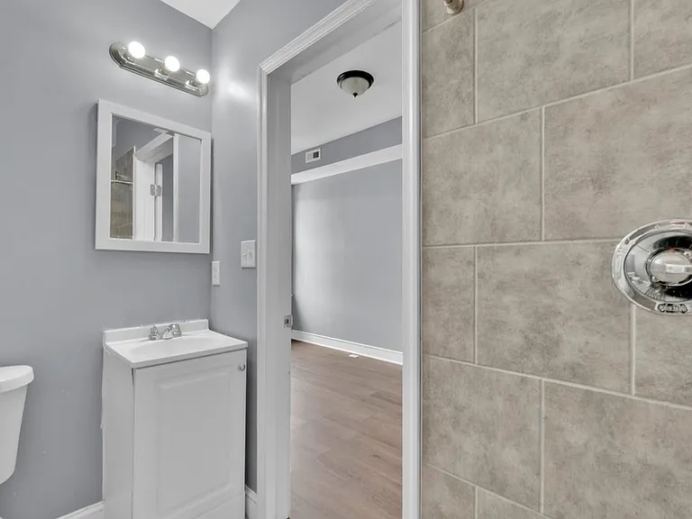 2617 E Preston St — Photo 31