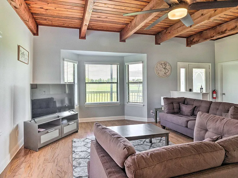 15805 Richards Dr — Photo 8