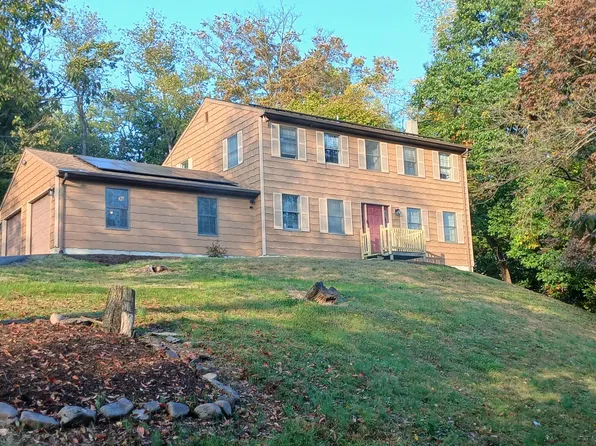 100 Ivy Ln, Northumberland, PA 17857