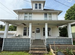 207 E Crown Ave, Pennsboro, WV 26415