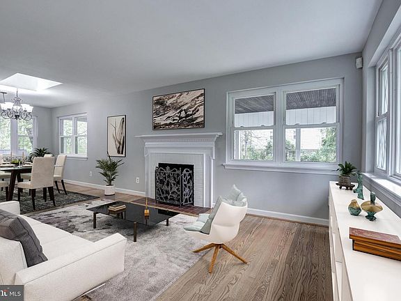 3rd image of 4003 Lake Blvd