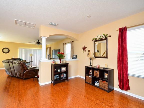 3rd image of 12663 Belcroft Dr
